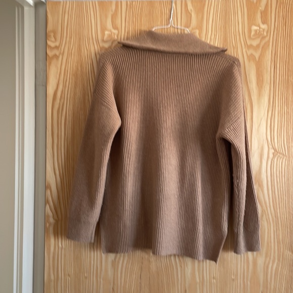 Madewell long sleeve camel color sweater with zipper - Picture 3 of 9